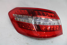 Load image into Gallery viewer, OUTER TAIL LIGHT LAMP E300 E350 E400 E550 E63 10 11 12 13 Left - 1302354