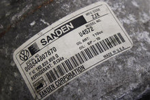 Load image into Gallery viewer, AC COMPRESSOR Rabbit Beetle 2007 07 2008 08 2009 09 - 1303107