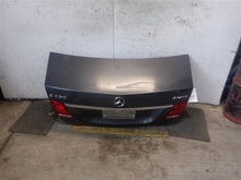 Load image into Gallery viewer, TRUNK LID E250D E300 E350 E400 E550 E63 10 11 12 13 14 15 - 1304986