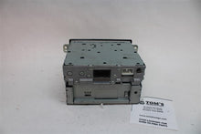 Load image into Gallery viewer, RADIO Honda CR-V 2005 05 2006 06 - 1307292