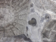 Load image into Gallery viewer, TRANSFER CASE VW TOUAREG V8 04 05 06 - 1307710
