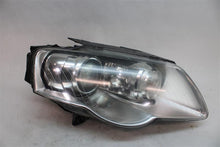 Load image into Gallery viewer, HEADLIGHT LAMP ASSEMBLY Passat 2008 08 2009 09 2010 10 Right - 1308765