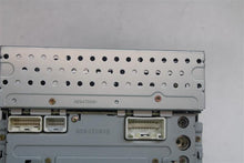 Load image into Gallery viewer, RADIO Toyota Sequoia 2003 03 2004 04 - 1310035