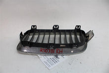 Load image into Gallery viewer, GRILLE BMW 320i 328D 328i 335i Active 3 12 13 14 15 16 Right - 1311222