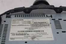 Load image into Gallery viewer, RADIO Honda Crosstour 2010 10 2011 11 2012 12 - 1312389