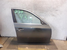 Load image into Gallery viewer, FRONT DOOR BMW 525i 528i 530i 535i 545i 550i M5 2004-2010 Right - 1313156