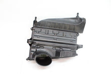 Load image into Gallery viewer, AIR CLEANER BOX E280 E300 E320 E350 E550 E63 07 08 09 10 11 Right - 1314411