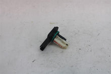 Load image into Gallery viewer, Mass Air Flow Sensor Meter MAF 128i 323i 328i 528i X3 X5 Z4 07-13 - 1315408