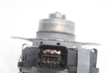 Load image into Gallery viewer, TRANSFER CASE ACTUATOR MOTOR Discovery Range Rover Rover Sport 17-20 - 1316521
