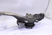 Load image into Gallery viewer, FRONT SPINDLE KNUCKLE Discovery 2017 17 2018 18 2019 19 Left - 1316559