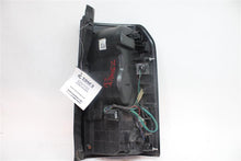 Load image into Gallery viewer, TAIL LIGHT LAMP ASSEMBLY Land Rover LR3 05 06 07 08 09 Left - 1317443