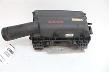 Load image into Gallery viewer, AIR CLEANER BOX Mercedes-Benz C250 C300 C350 C63 2016 16 - 1317771