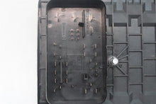 Load image into Gallery viewer, FUSE BOX Beetle Golf Golf Cabriolet Golf GTI Jetta R32 Rabbit 00-14 - 1319560