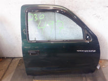 Load image into Gallery viewer, FRONT DOOR Pickup Tacoma 95 96 97 98 99 00 01 02 03 04 Right - 1320291