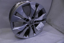 Load image into Gallery viewer, WHEEL RIM CR-V 12 13 14 17x6-1/2 ALLOY 17x6-1/2, 5 lug, 115mm - 1321598