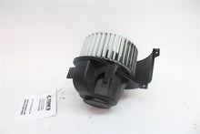 Load image into Gallery viewer, HEATER BLOWER MOTOR Cayenne 2003 03 2004 04 05 06 07 08 09 10 Front - 1322657