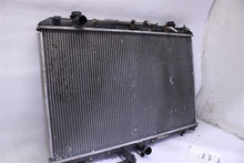 Load image into Gallery viewer, RADIATOR Toyota Highlander 08 09 10 11 12 13 - 1323259