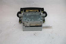 Load image into Gallery viewer, RADIO Toyota Highlander 2008 08 2009 09 2010 10 - 1323323