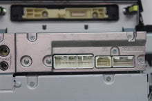 Load image into Gallery viewer, RADIO Toyota Highlander 2008 08 2009 09 2010 10 - 1323323