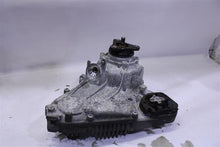 Load image into Gallery viewer, TRANSFER CASE BMW X5 X6 2013 13 2014 14 - 1324370
