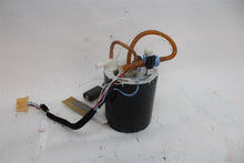 Load image into Gallery viewer, FUEL PUMP Land Rover Evoque 12 13 14 15 16 17 - 1325588