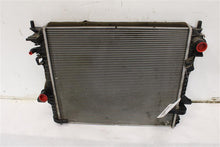 Load image into Gallery viewer, RADIATOR Jaguar Vanden Pl XF XFR XJ XJL XJR 10 11 12 13 - 1329179