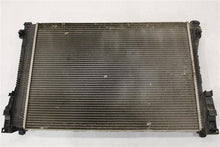 Load image into Gallery viewer, RADIATOR C230 C250 C300 C350 C63 E350 E550 E63 GLK350 SLK250 08-15 AT - 1329772