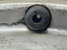 Load image into Gallery viewer, WHEEL Land Rover Discovery 1999 00 01 02 Alloy 16x8 - NW200829