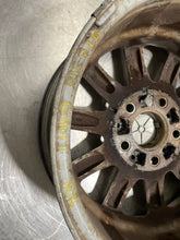 Load image into Gallery viewer, Wheel BMW 318I 323I Z3 328I 1995 95 1996 96 1997 97 1998 98 99 15x7 10 Spoke - NW197636