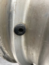 Load image into Gallery viewer, WHEEL Range Rover 95 96 97 98 99 00 01 16x8 5 Spoke - NW200944