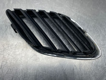 Load image into Gallery viewer, GRILL Saab 9-3 2003 03 2004 04 2005 05 2006 06 07 Right - NW98634