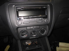 Load image into Gallery viewer, CV AXLE SHAFT Volkswagen Jetta Golf Rabbit 2006 06 07 08 09 10 11 Manual Right - 700922