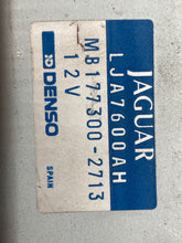 Load image into Gallery viewer, TEMPERATURE COMPUTER Jaguar XK8 1997 97 1998 98 99 - NW33310