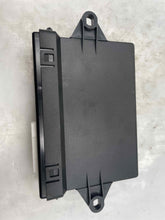 Load image into Gallery viewer, MIRROR MEMORY COMPUTER Saab 9-5 1999 99 00 01 02 - 07 - NW37454