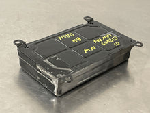 Load image into Gallery viewer, ABS COMPUTER Land Rover Discovery 99 00 01 02 - NW36925