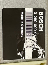 Load image into Gallery viewer, ECU ECM COMPUTER Volvo 850 1993 93 1994 94 95 Non Turbo - NW62962