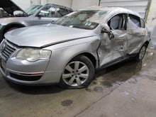 Load image into Gallery viewer, HEADLIGHT LAMP ASSEMBLY Volkswagen Passat 06 07 08 09 10 Left - 772081