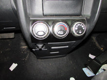 Load image into Gallery viewer, TRANSFER CASE Element Cr V 2002 02 2003 03 2004 04 Auto - 1322593