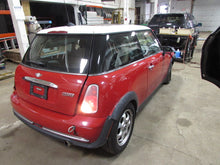 Load image into Gallery viewer, SIDE VIEW MIRROR Mini Cooper 2002 02 03 04 05 06 07 08 Manual Fold Right - 802749