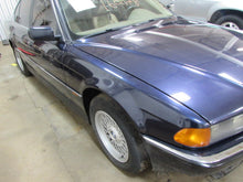 Load image into Gallery viewer, FENDER BMW 750i 740i 1995 95 1996 96 97 98 Left - 812033