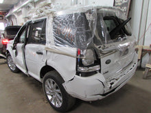Load image into Gallery viewer, TRANSFER CASE LR2 2008 08 2009 09 2010 10 11 12 3.2L - 821030