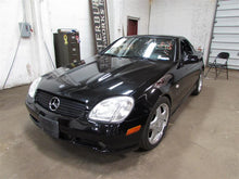 Load image into Gallery viewer, CARRIER ASSEMBLY Mercedes SLK230 1997 97 98 99 00 - 03 - 1153346