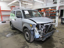 Load image into Gallery viewer, FRONT DOOR Honda Element 03 04 05 06 07 08 09 Right - 872625