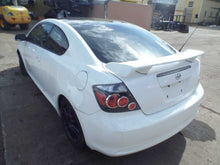 Load image into Gallery viewer, FUSE BOX Scion TC XD 05 06 07 08 09 10 - MRK181168