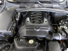 Load image into Gallery viewer, WIPER MOTOR Jaguar XF 2009 09 2010 10 2011 11 2012 12 - 880591