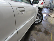Load image into Gallery viewer, JACK AND TOOLS Volvo S60 2005 05 - 892076