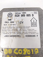 Load image into Gallery viewer, AIR BAG COMPUTER VW PASSAT 2000 00 2001 01 - NW38769