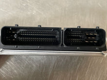 Load image into Gallery viewer, ECU ECM COMPUTER Audi A4 Passat 1999 99 2000 00 01 02 - NW58712