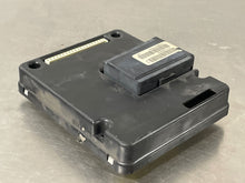 Load image into Gallery viewer, Computer Chrysler Concorde 2002 - NW26644