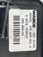 Load image into Gallery viewer, ABS COMPUTER Land Rover Discovery 99 00 01 02 - NW36900